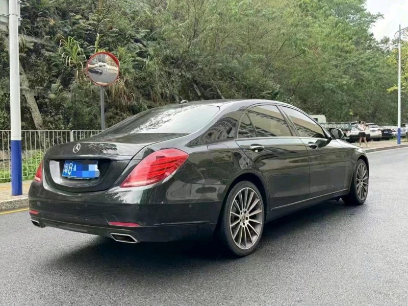 广州14年奔驰S7