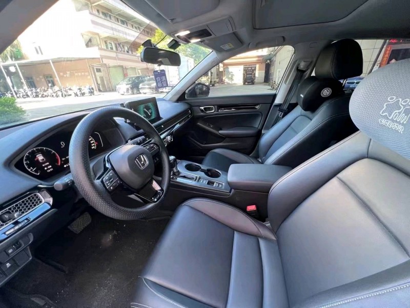 济宁23年本田思域4