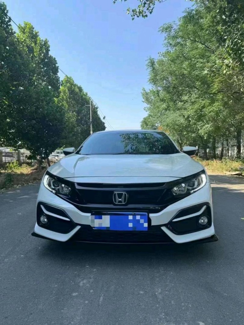 菏泽22年本田思域1