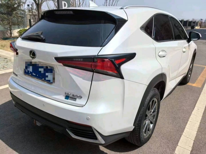 廊坊20年雷克萨斯NX5