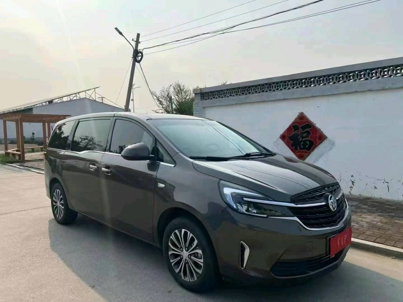 烟台21年别克GL83