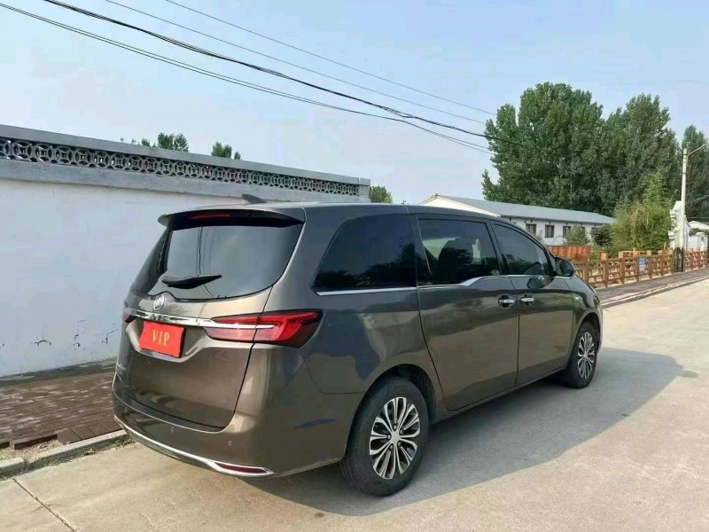 烟台21年别克GL84