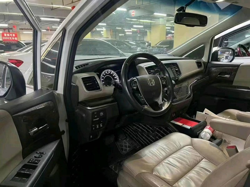 深圳15年本田奥德赛3