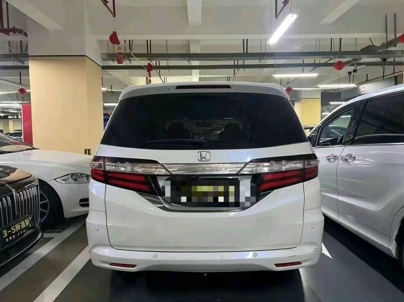 深圳15年本田奥德赛4