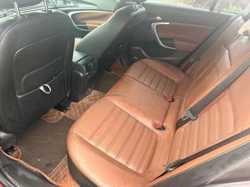 中山14年别克君威7