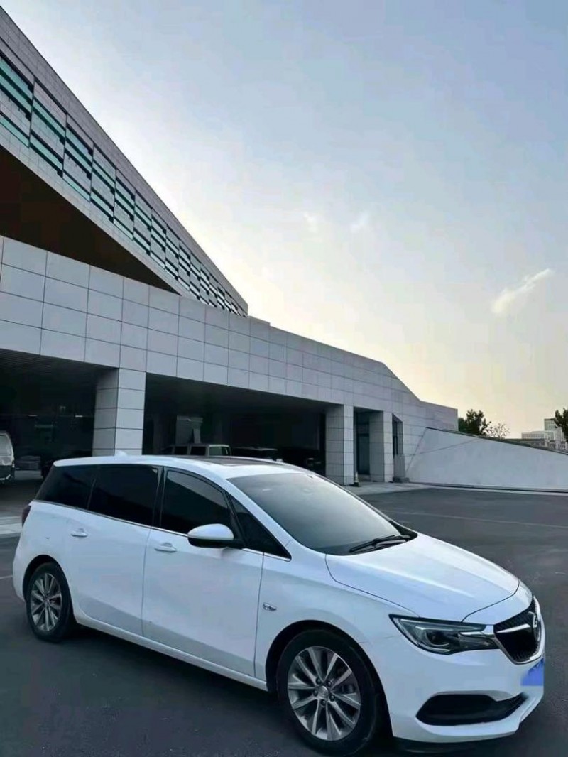 聊城20年别克GL62