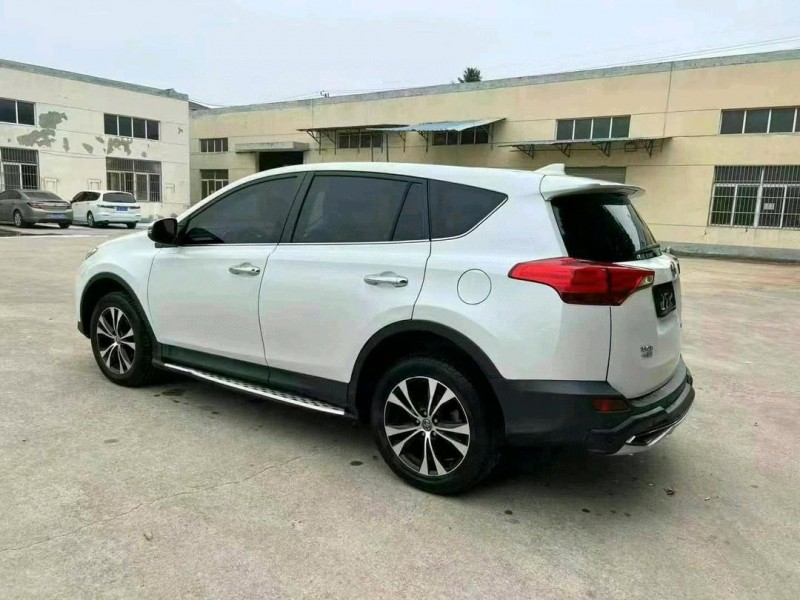 徐州16年丰田RAV4荣放8
