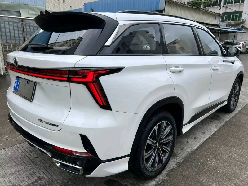 中山23年长安汽车CS755