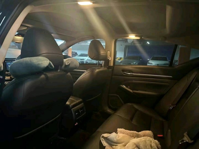 成都21年日产天籁6