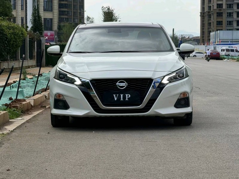 昆明21年日產天籟1