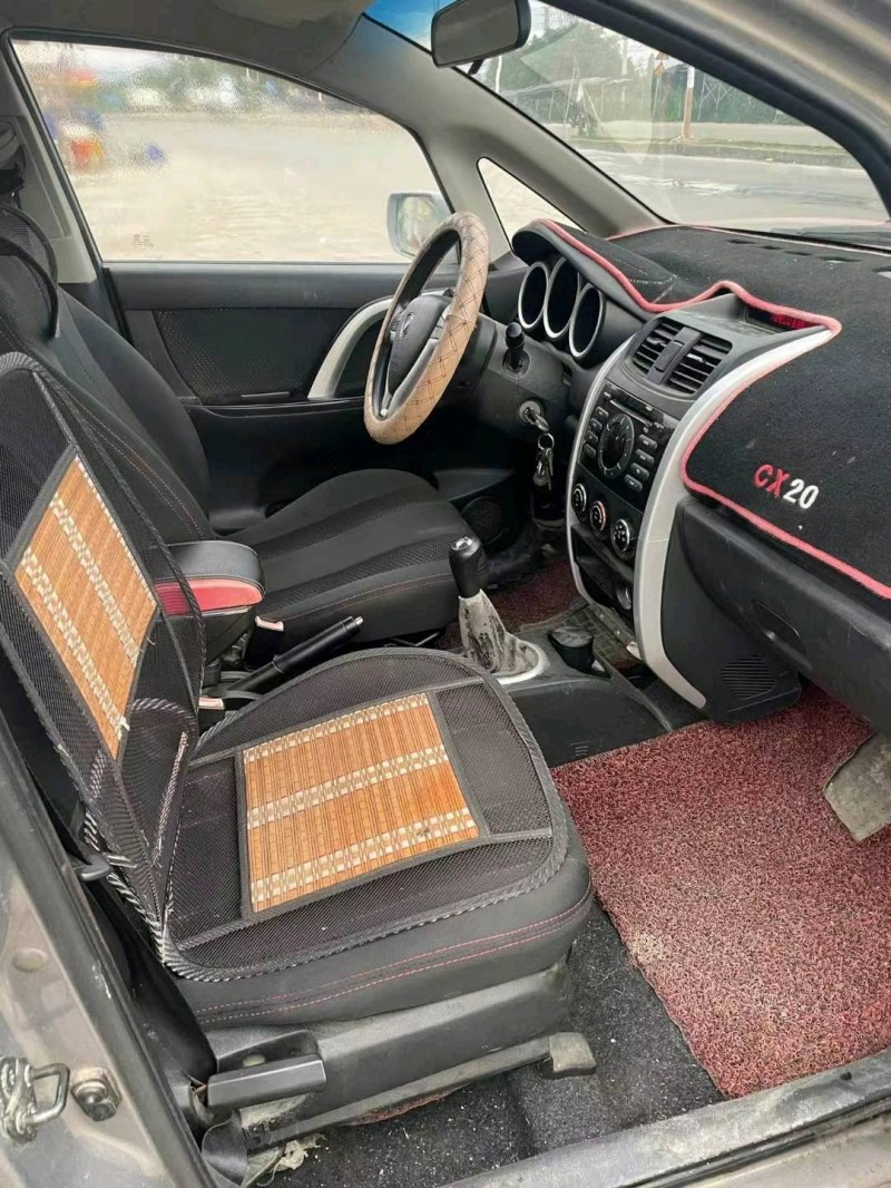 潮州14年長安汽車CX207