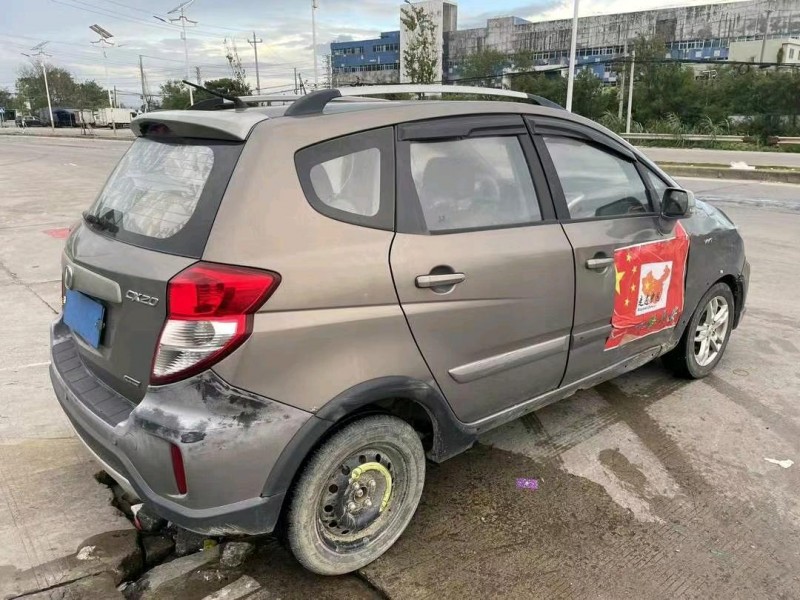 潮州14年長安汽車CX208