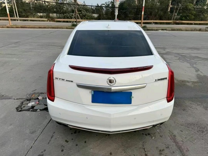 潮州15年凱迪拉克XTS9