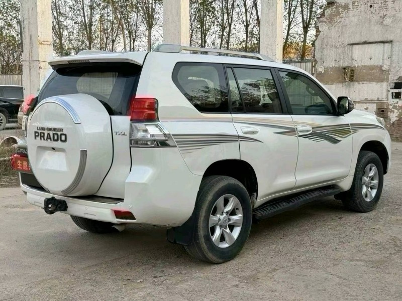 郑州14年丰田普拉多4