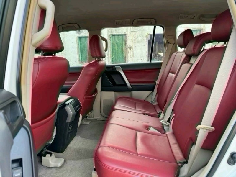 郑州14年丰田普拉多8