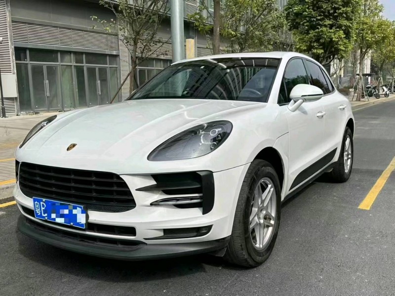 深圳20年保时捷Macan2