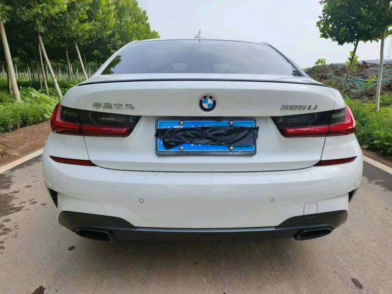 郑州21年宝马3系8