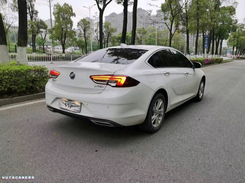 徐州20年别克君威8