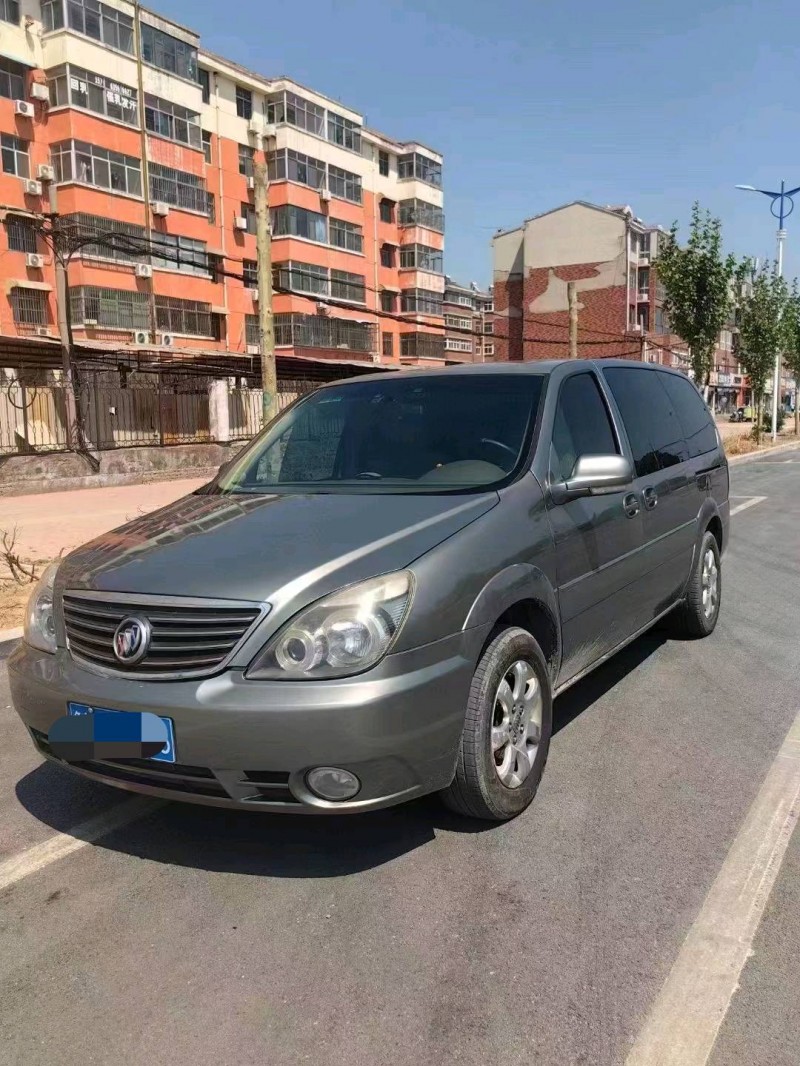 济南09年别克GL82