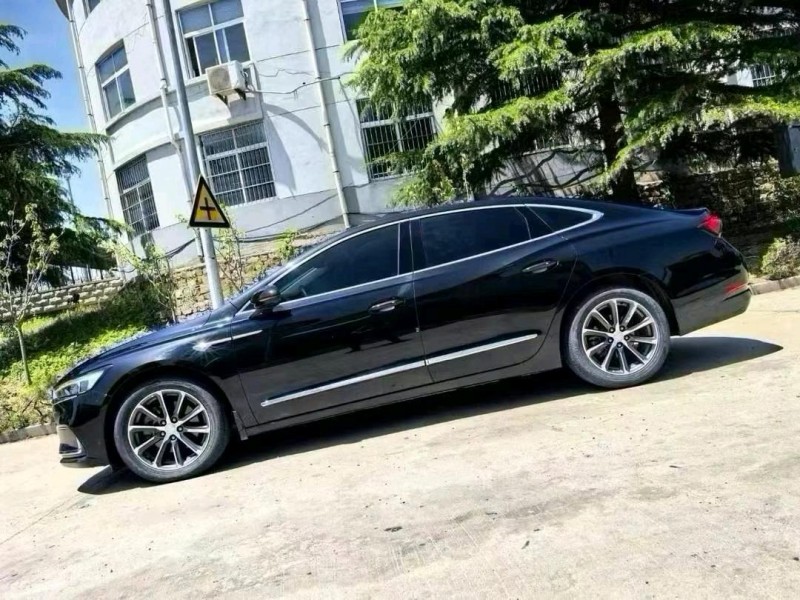 烟台22年别克君越3