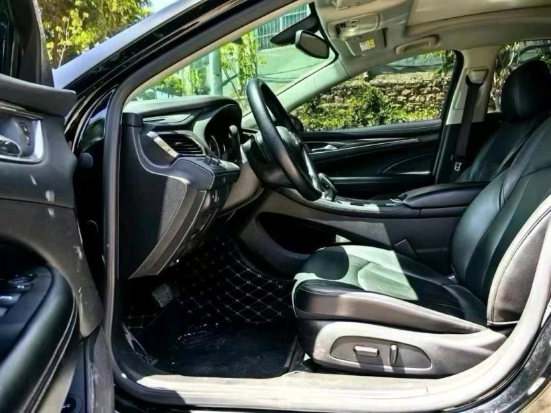 烟台22年别克君越7