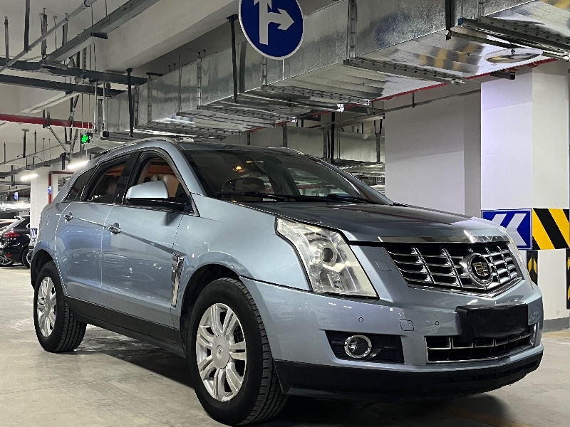 成都13年凯迪拉克SRX2