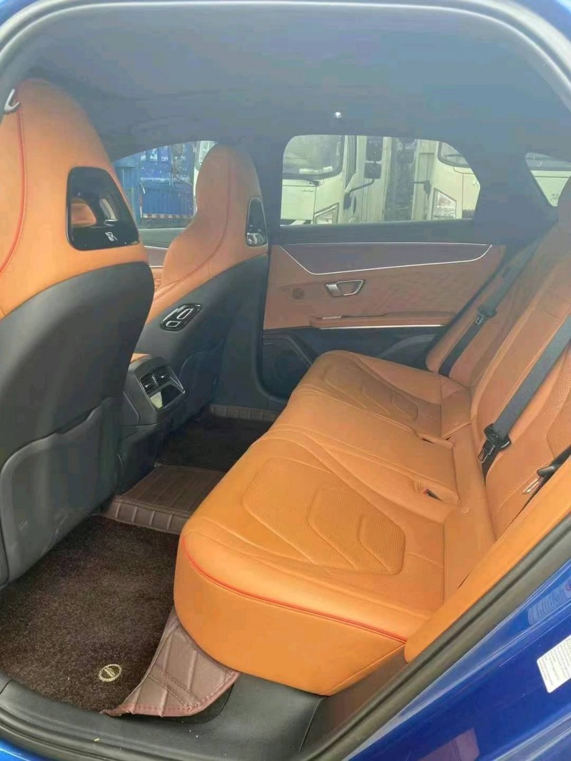 广州22年比亚迪汉4