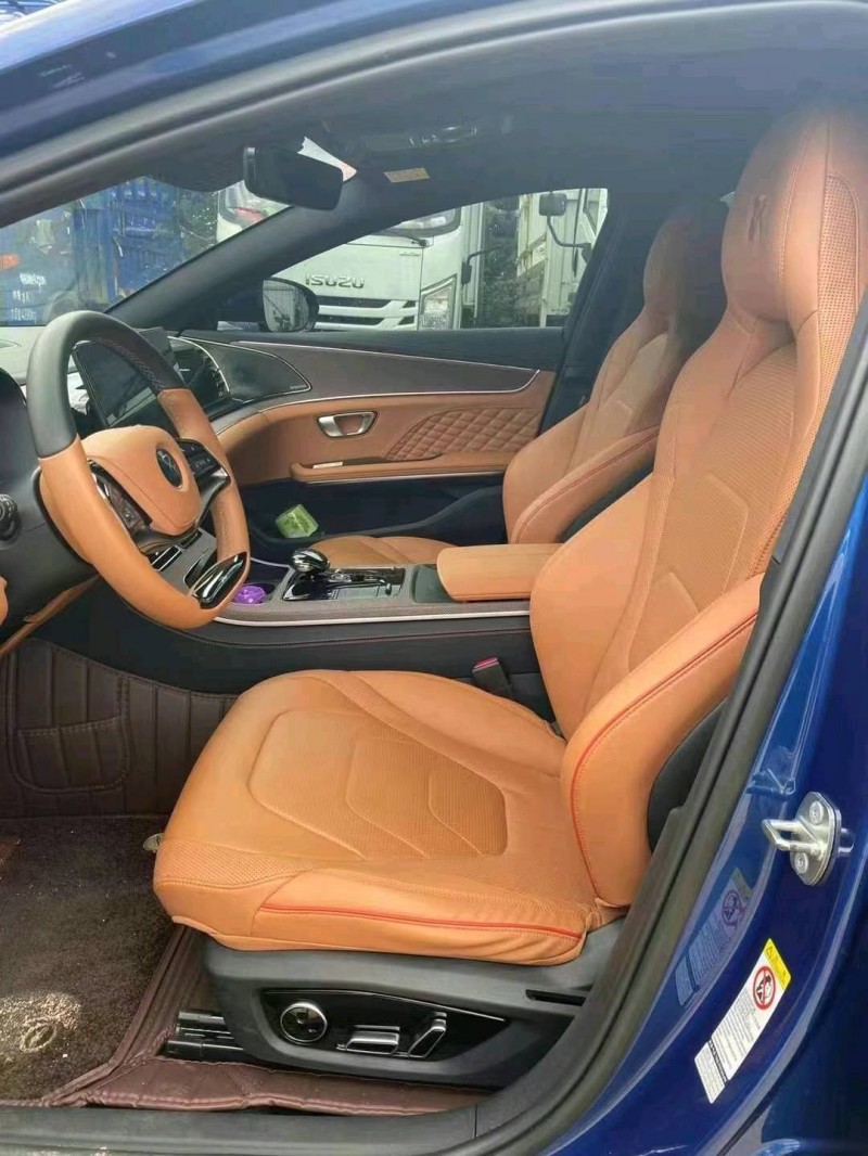 广州22年比亚迪汉6