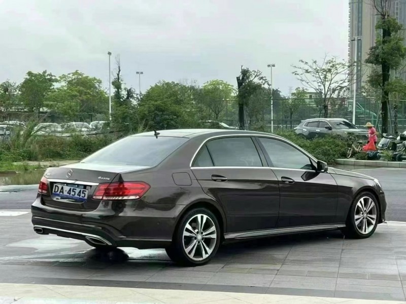 东莞15年奔驰E8