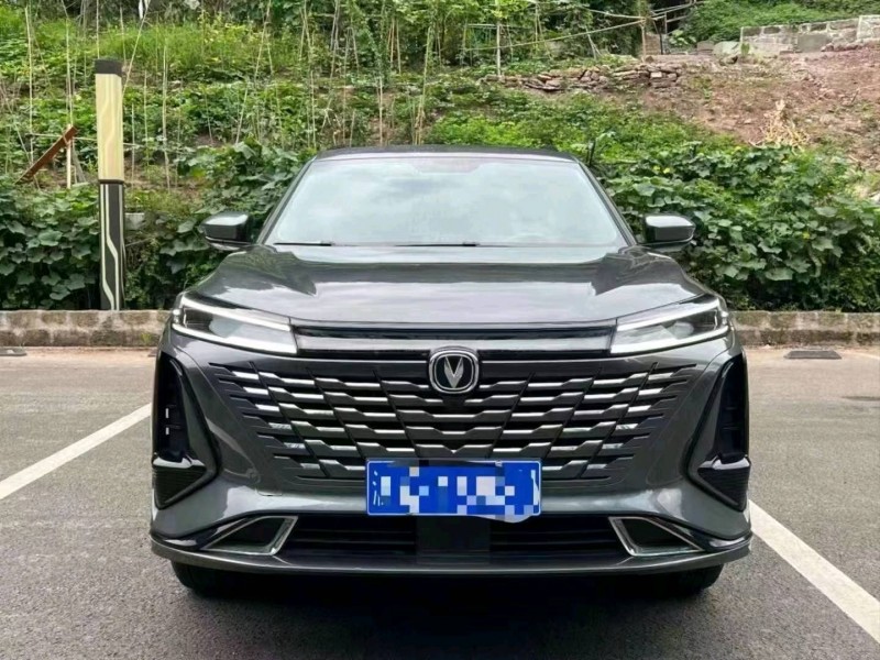 重庆23年长安汽车CS751