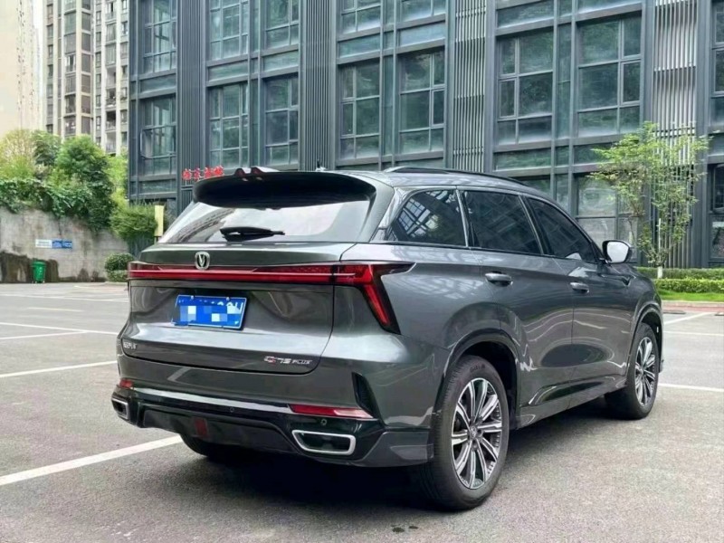 重庆23年长安汽车CS755