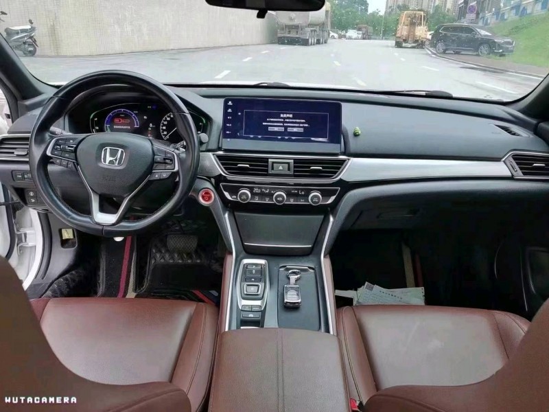 汕头22年本田英诗派2