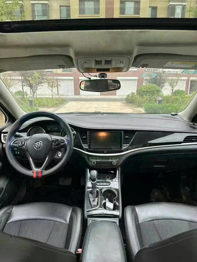 菏泽16年别克威朗5