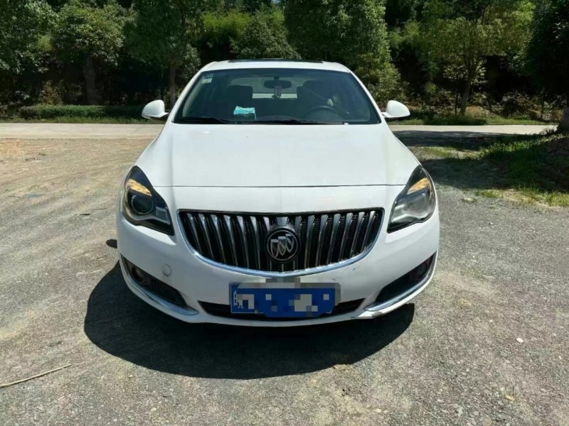 济宁17年别克君威1