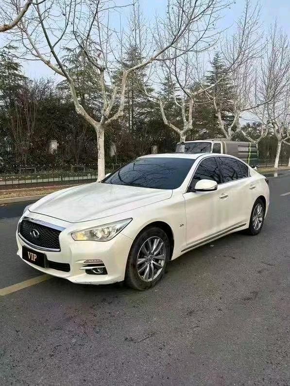 宿遷17年英菲尼迪Q50L2