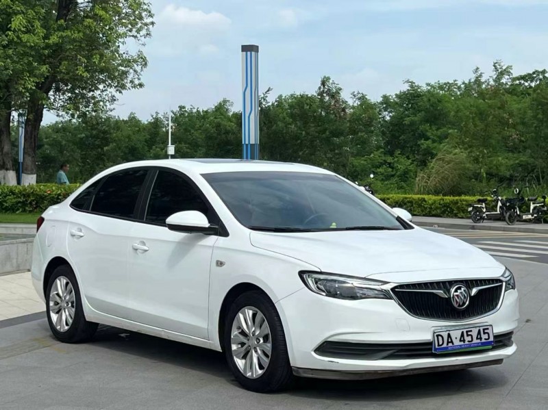 东莞21年别克英朗3