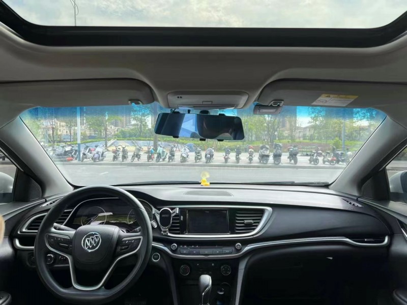 东莞21年别克英朗6