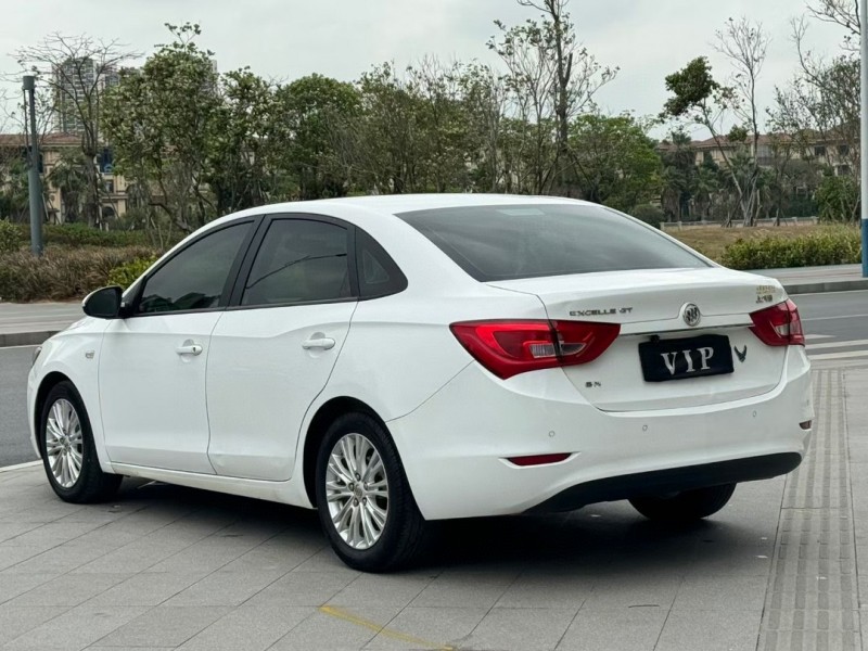 东莞17年别克英朗7