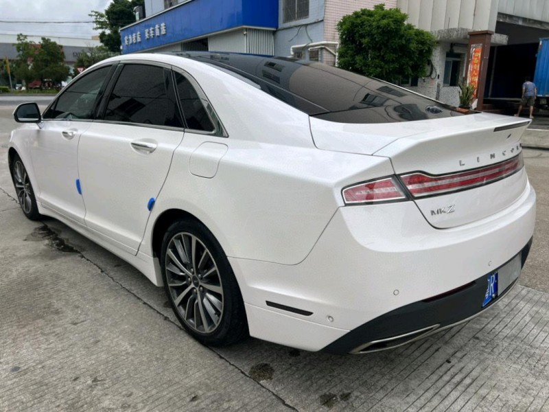中山20年林肯MKC4