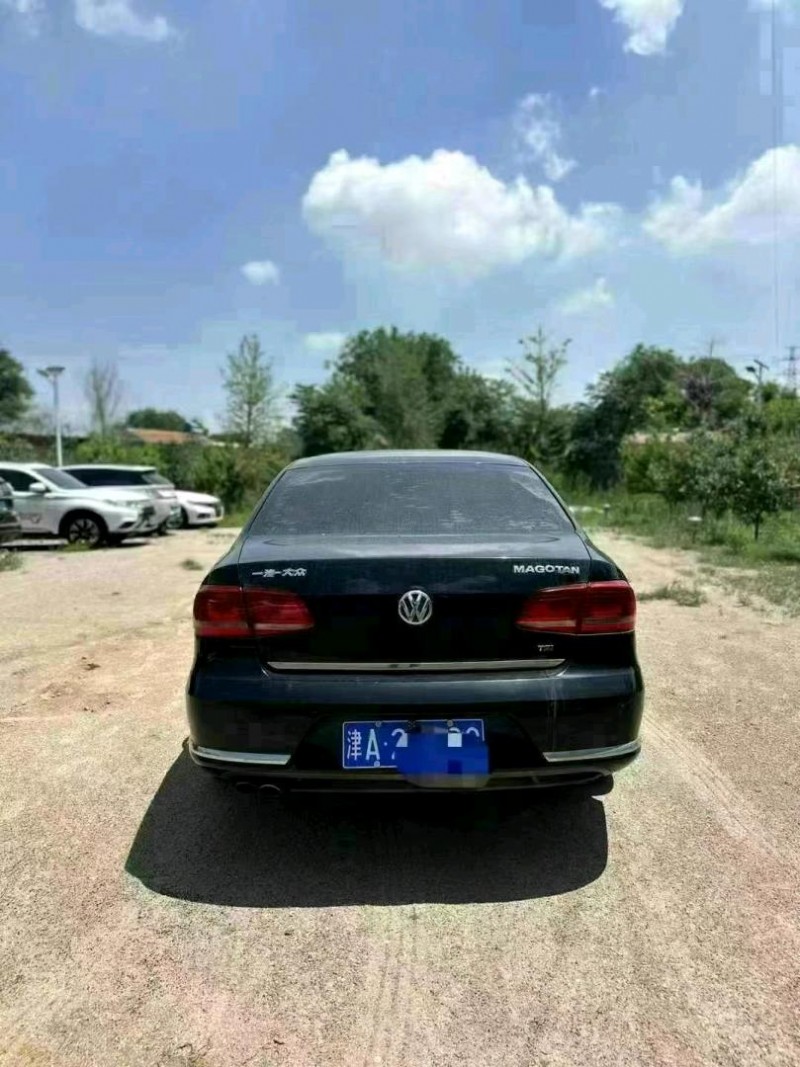 天津13年大众迈腾9
