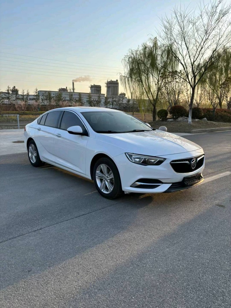 宿迁19年别克君威3