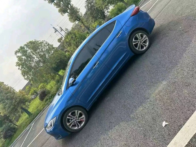 潍坊19年现代领动4