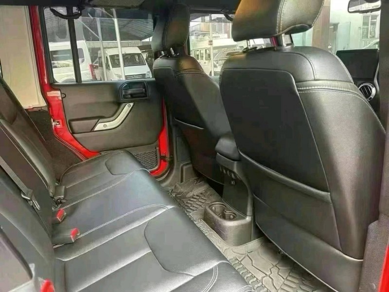 重庆18年Jeep牧马人8