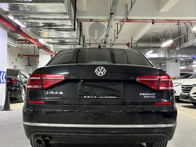 成都17年大众帕萨特9