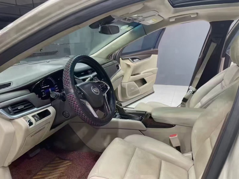 成都14年凯迪拉克XTS4