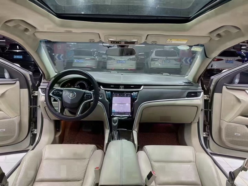 成都14年凯迪拉克XTS5