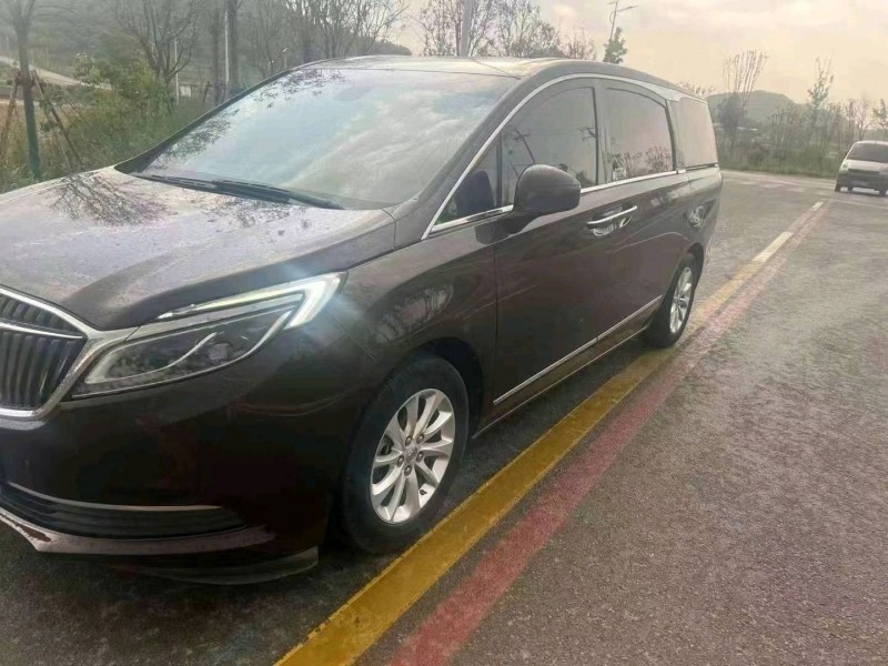 枣庄17年别克GL83