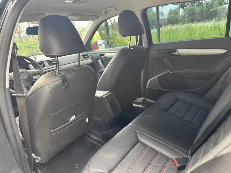 济南16年大众朗逸4