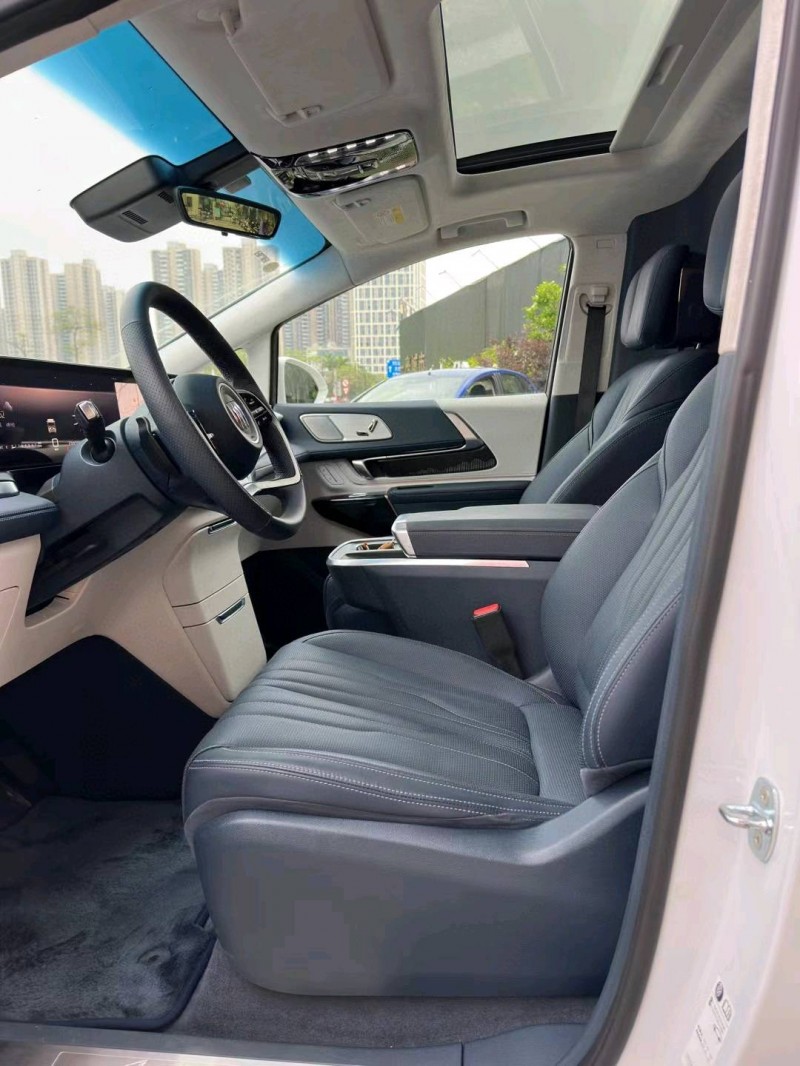 佛山23年别克新世纪6