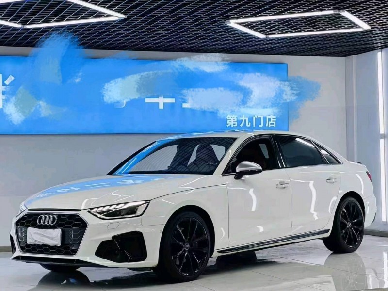 成都21年奥迪A4L2